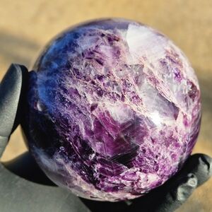 Purple florite sphere with rainbows_84.3 mm